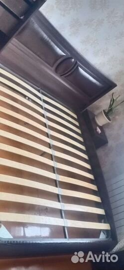 Кровать двухспальная с матрасом бу 160 200