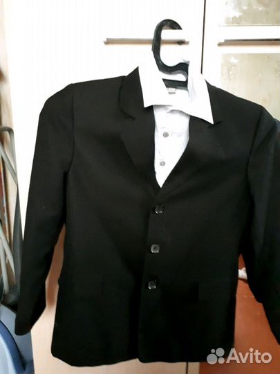 Пиджак и рубашка