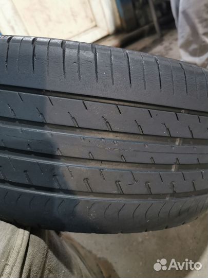Dunlop Veuro VE303 245/45 R18 100W