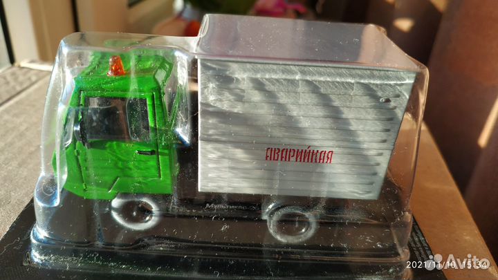 Автомобили на службе и автолегенды СССР