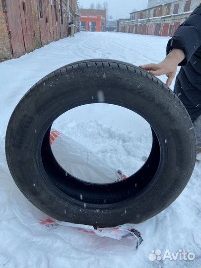 Pirelli P6000 Powergy 225/60 R18 104V