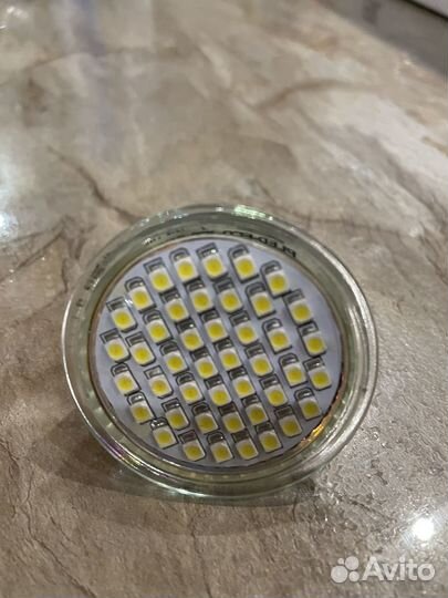 Лампа светодиодная