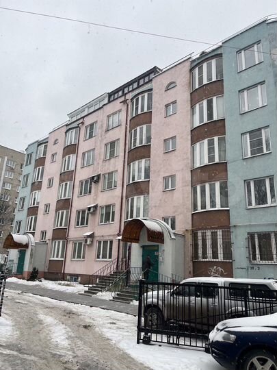 3-к. квартира, 150,1 м², 2/5 эт.