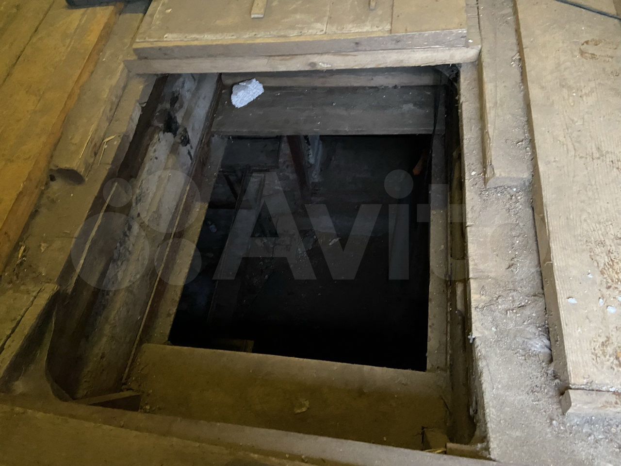 Гараж, > 30 м²