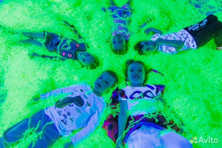 Ведущий на выпускной