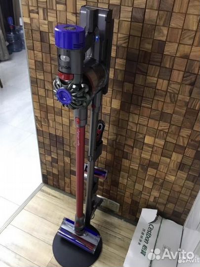 Dyson V8 Fluffy Extra