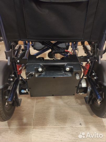 Электрическая инвалидная коляска Ortonica Pulse110