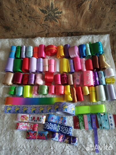 Атласные ленты, полубусины, кружева и другое