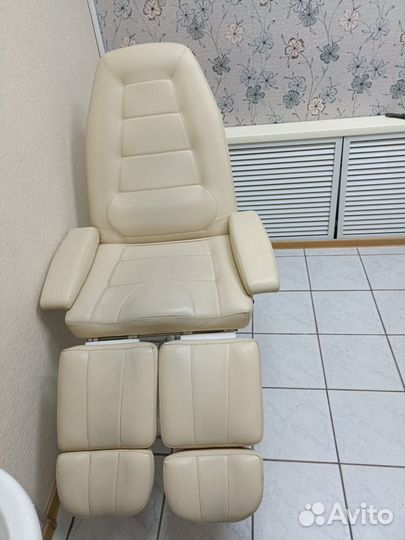 Педикюрное кресло