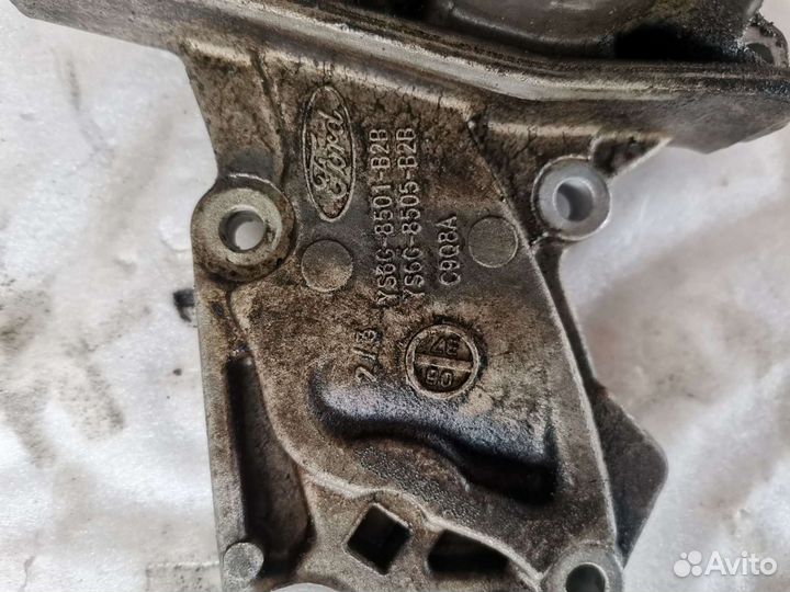 Продам помпу на форд фокус 2, 1.6. Оригинал