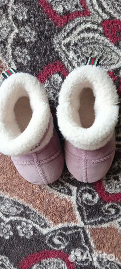 Сапожки для девочки