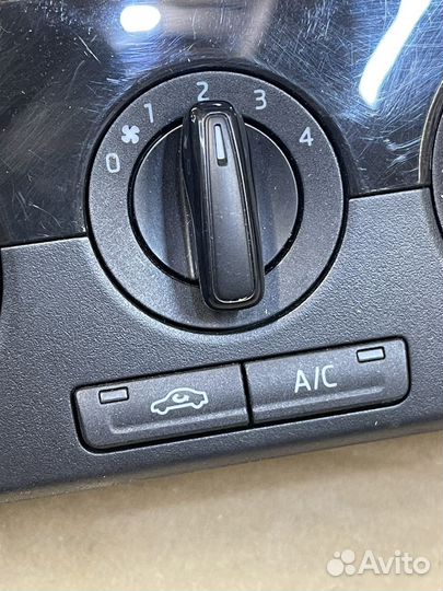 Блок управления климатом Skoda Rapid 2