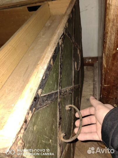 Сундук деревянный старинный