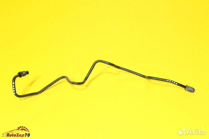 W204 C250 Трубка тормозная 