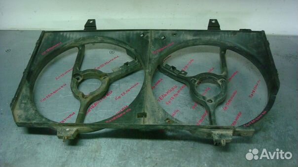 Nissan 21483-2J200 Диффузор вентиляторов