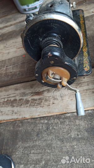 Швейная машинка на запчасти 2 штуки