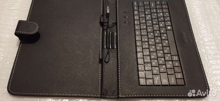 Чехол клавиатура (Новый) Обмен