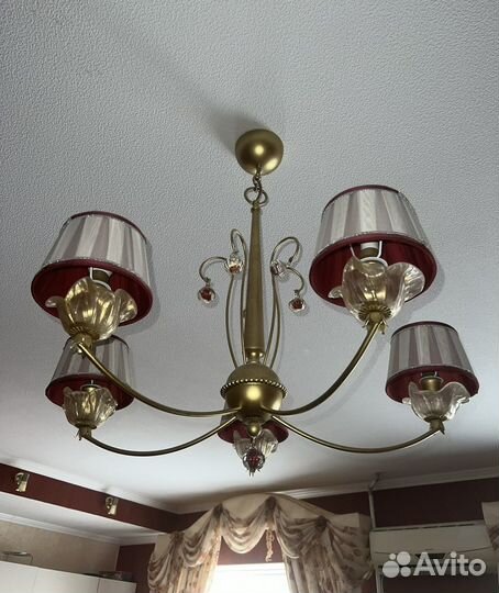 Люстра и бра (2шт)