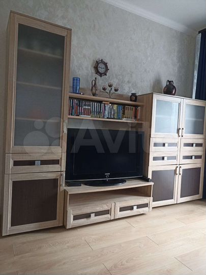 2-к. квартира, 70 м², 2/8 эт.