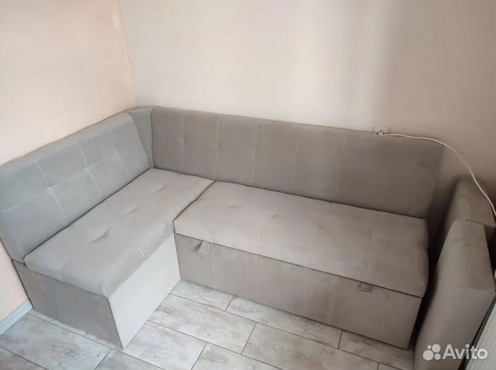 Диван кухонный новый в наличии