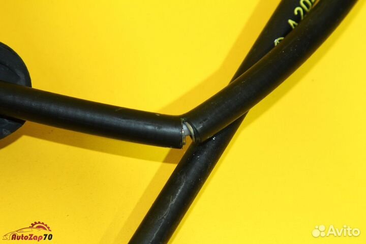 W204 C250 Трос стояночного тормоза