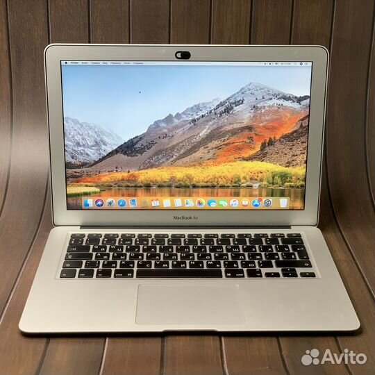 Отличный ноутбук MacBook Air 13 2017 i5
