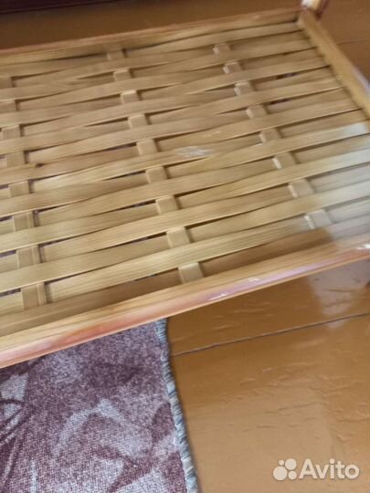 Журнальный столик из массива дерева