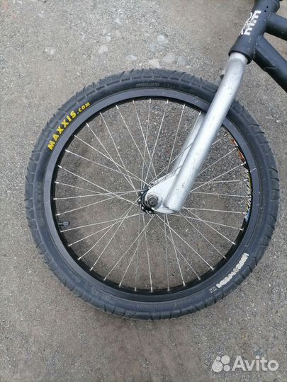 Трюковой велосипед bmx