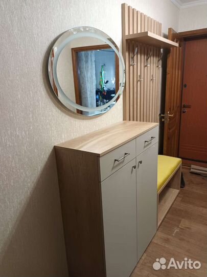 Вешалка и обувница