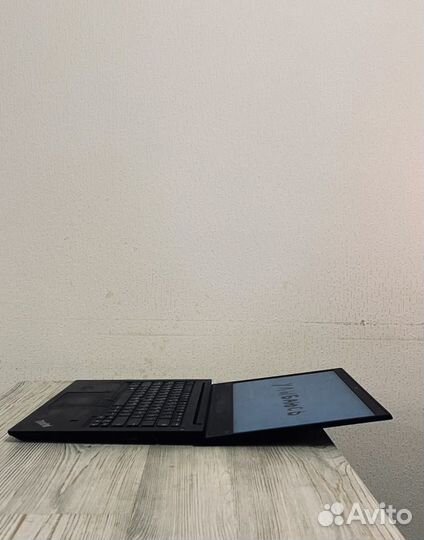 Lenovo thinkpad E490