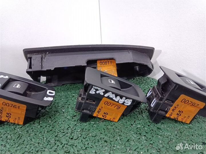 Кнопка стеклоподъемника Bmw X3 E83 2008