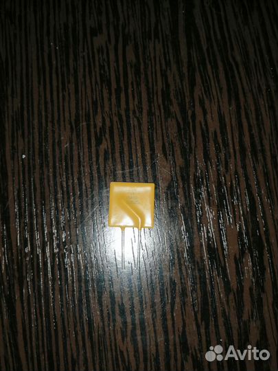 Предохранитель Самовосстанавливающийся