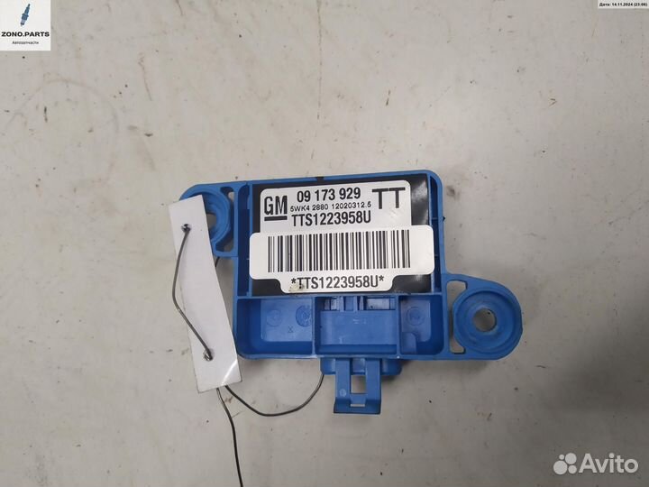 Датчик удара (Airbag) 09173929 на Opel Omega B