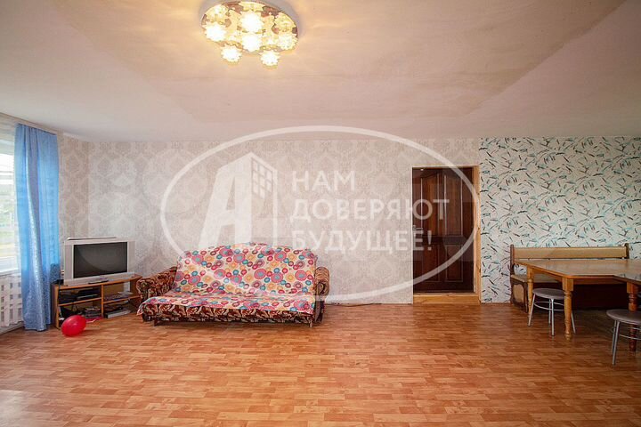 Дом 63,8 м² на участке 18,4 сот.