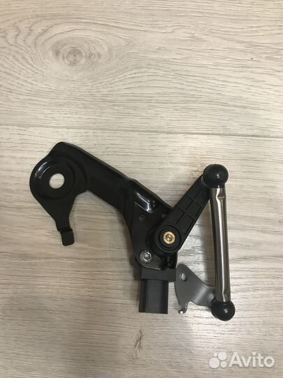 Датчик уровня положения кузова Audi