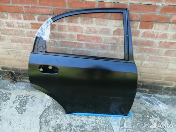 Новая дверь задняя правая Daewoo Nubira 3