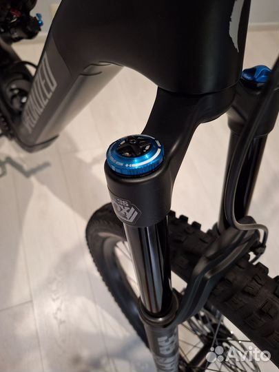 Электро велосипед specialized turbo levo COM carbo