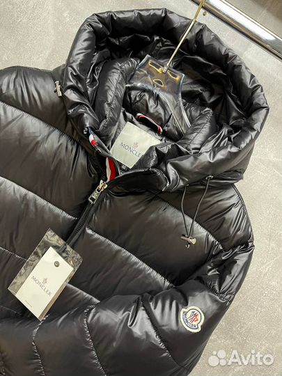 Пуховик moncler