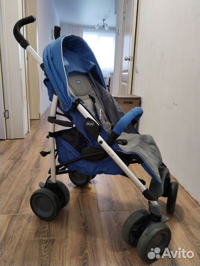 Прогулочная коляска