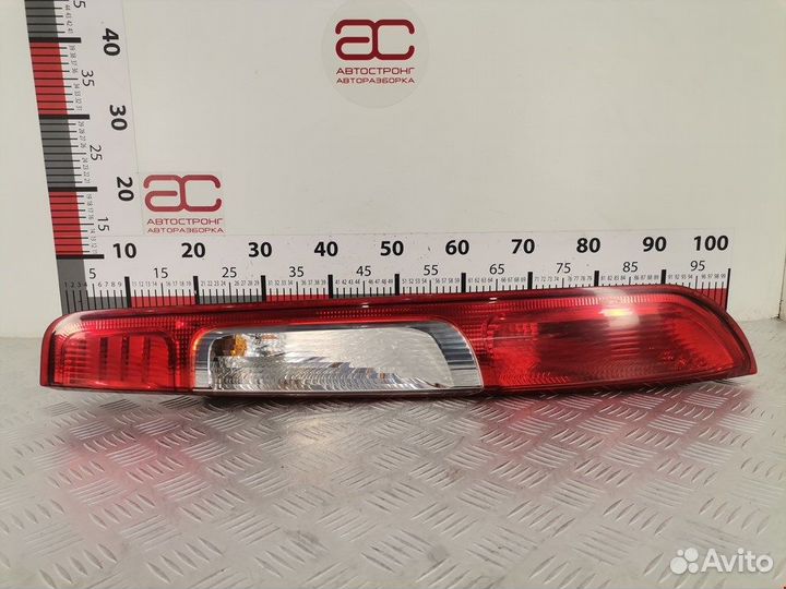 Фонарь задний для Ford Focus 2 1420450