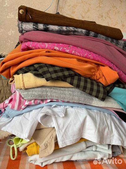 Сток и секонд женской одежды