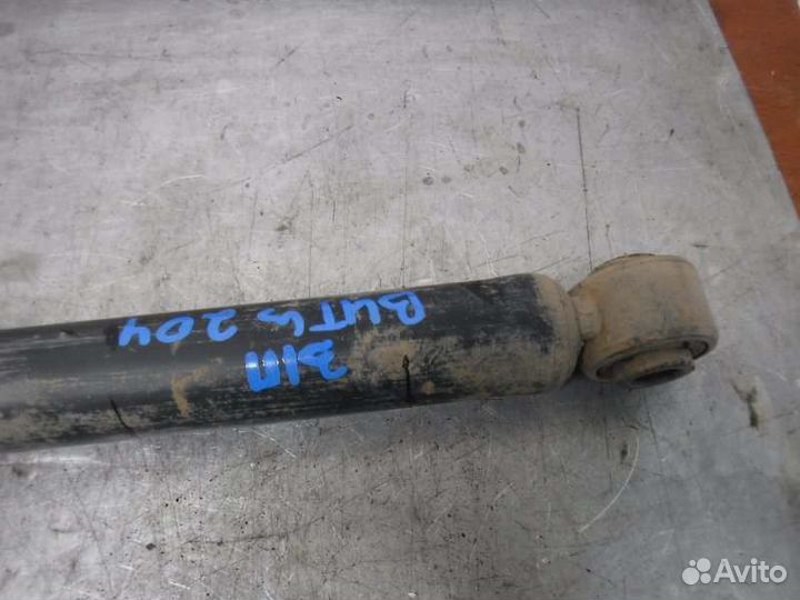 Амортизатор задний правый Toyota Vitz 1szfe 1999