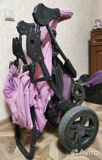 Прогулочная коляска