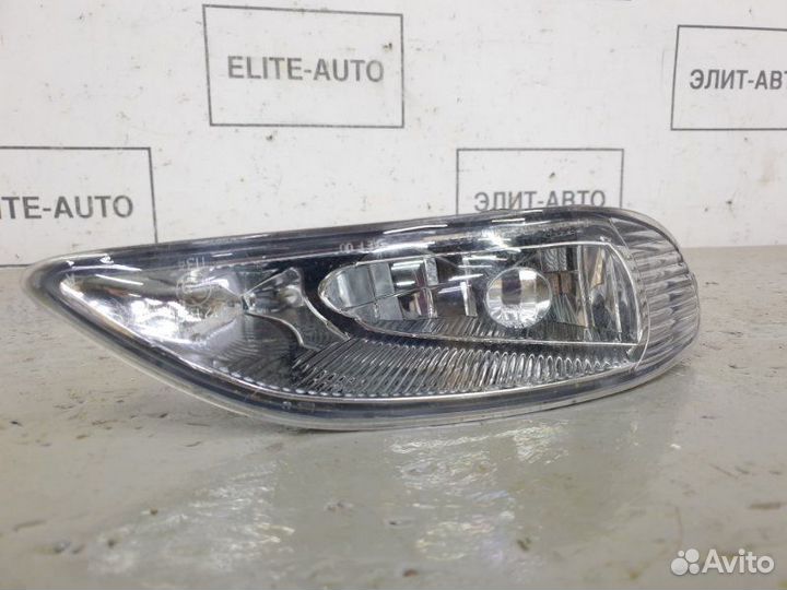 Подсветка номера правая Toyota Camry V40 2.4 2007