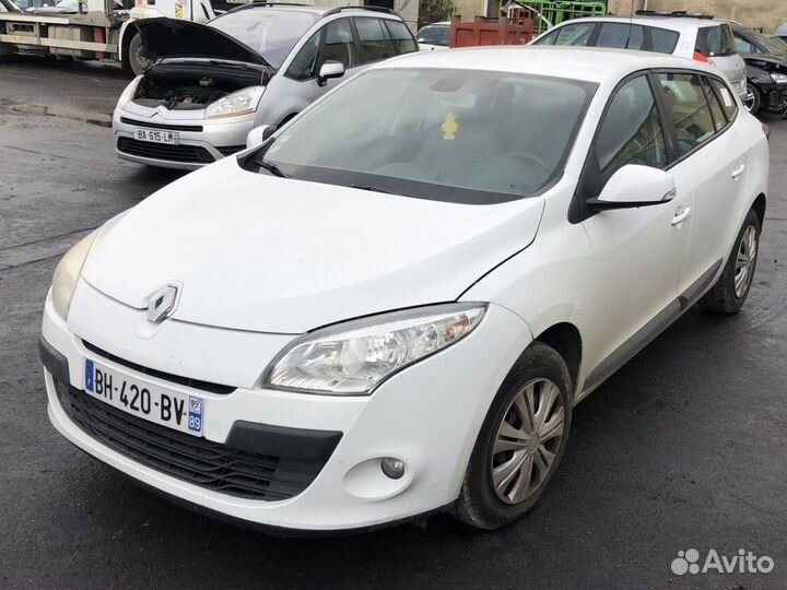 Renault Megane 3 1.5 л дорест частями