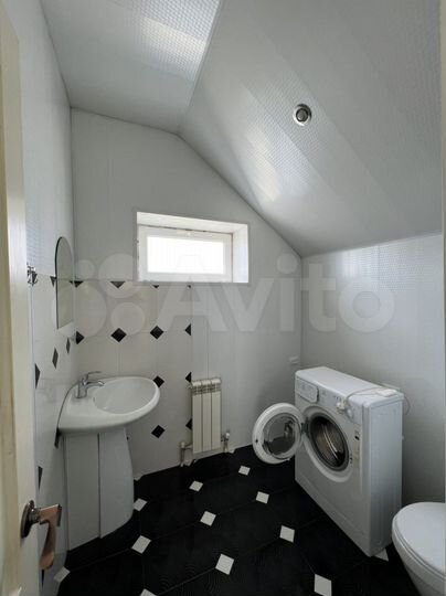 Дом 94 м² на участке 1,6 сот.