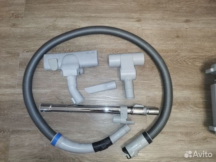 Пылесос Electrolux бу