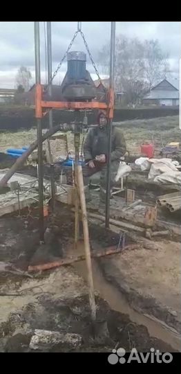 Бурение скважин малогабаритной буровой установкой