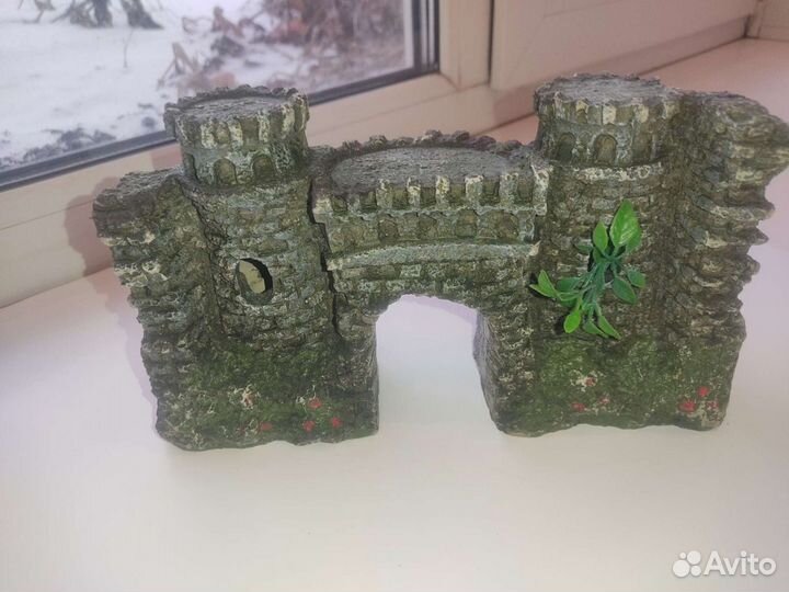 Грунт для аквариума цветной и замок