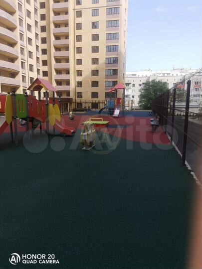 3-к. квартира, 110 м², 1/10 эт.